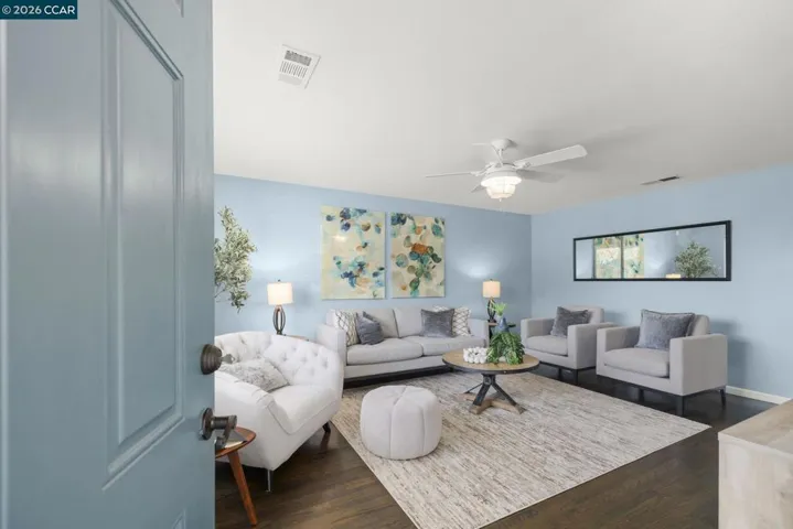 Hardwood flooring - enter living room