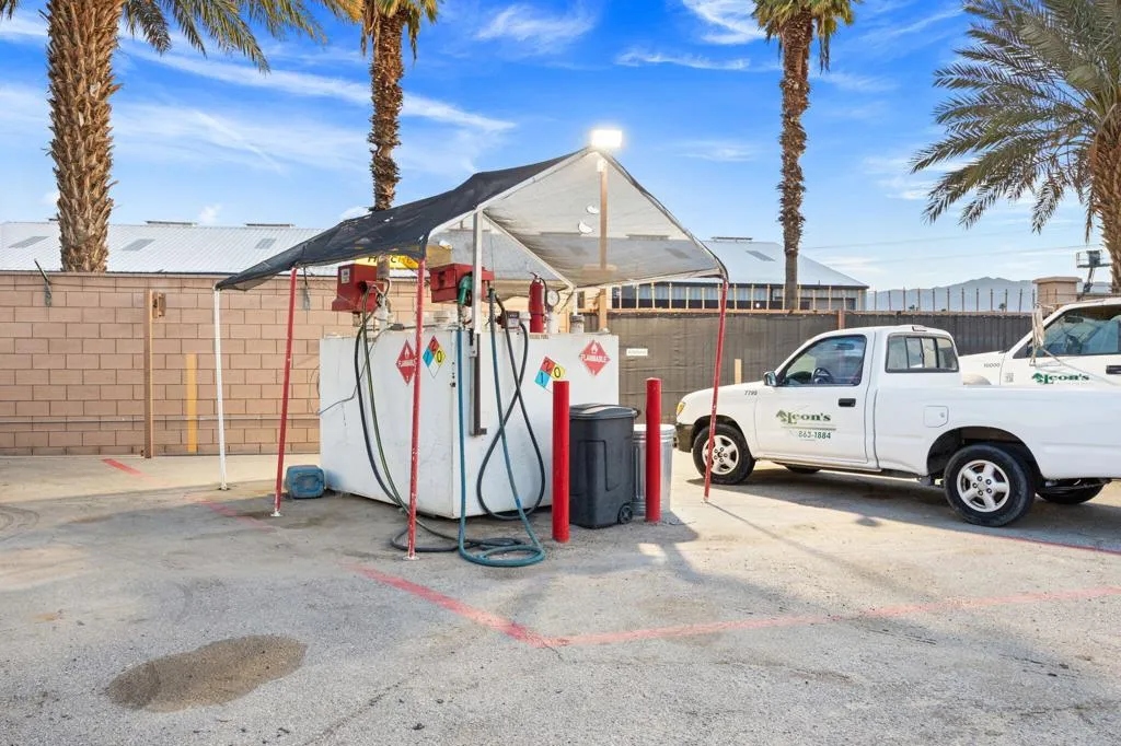 Fuel station