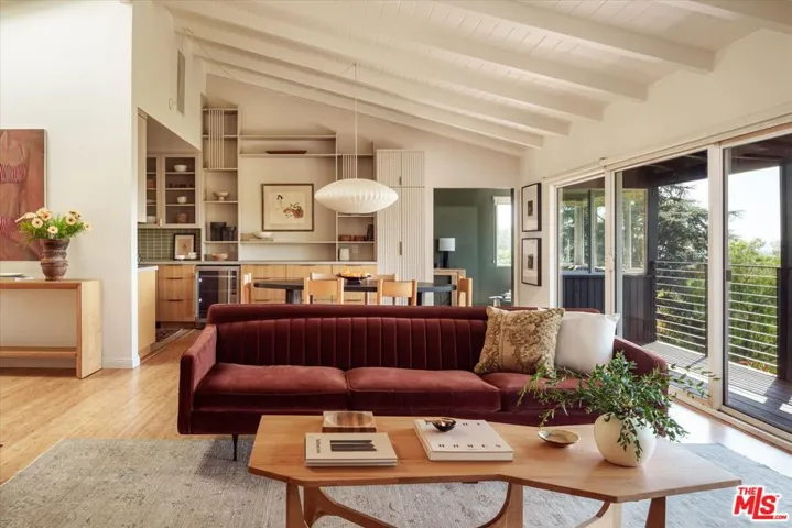 2015 Hollyvista Avenue, Los Angeles, California 90027