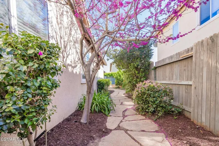 69-web-or-mls-_CK12347