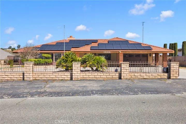 18186 Bangor, Hesperia, California 92345