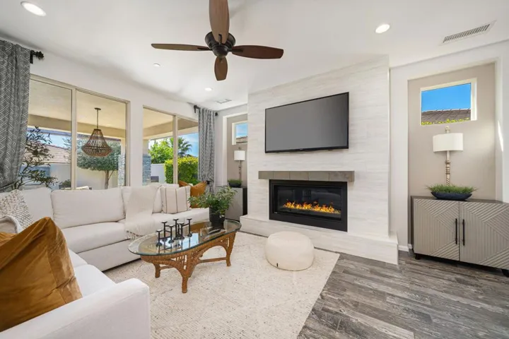 11-web-or-mls-AMLongmeadow_OPMG_0326_011