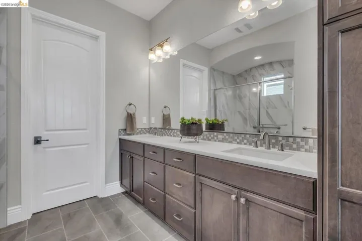 2002 Tempranillo Ln, Brentwood, California 94513