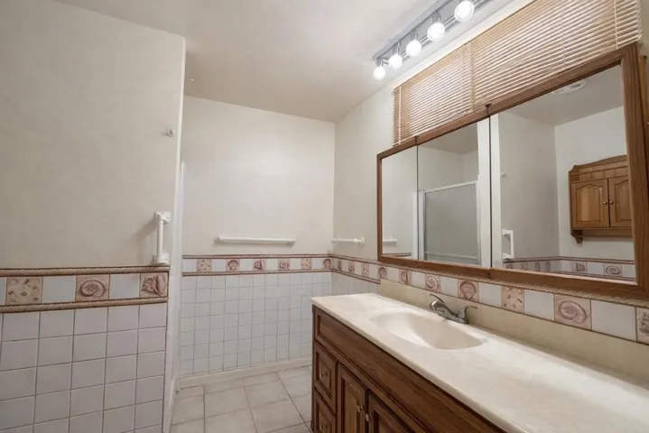 2AECBD74-69E3-42BD-9987-B48D35ED25CE