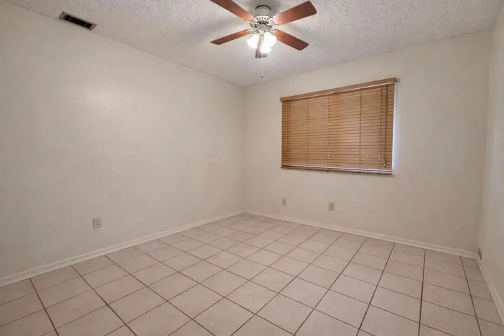 88C26BA6-7023-48B7-AE73-F3CBCCDA1F48