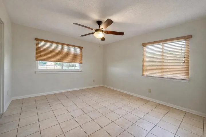 6F82E86F-251C-4EB2-87C4-ABB4F351B06E