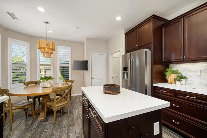 18-web-or-mls-AMLongmeadow_OPMG_0326_018