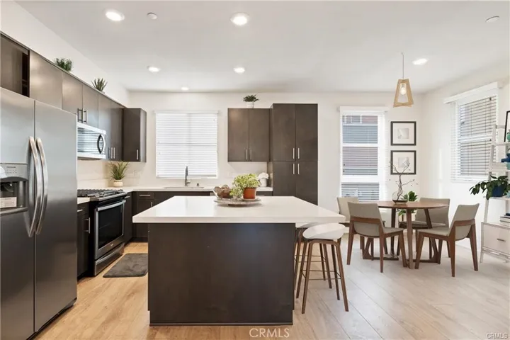 Kitchen - Digitally staged