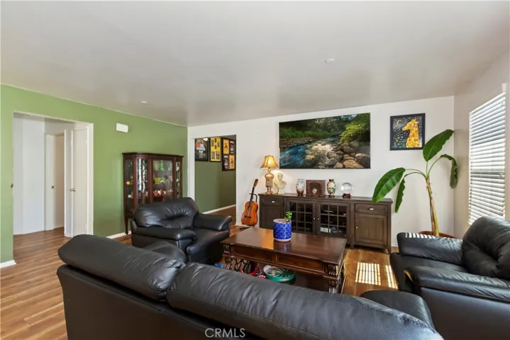 852 Yukon, San Jacinto, California 92582