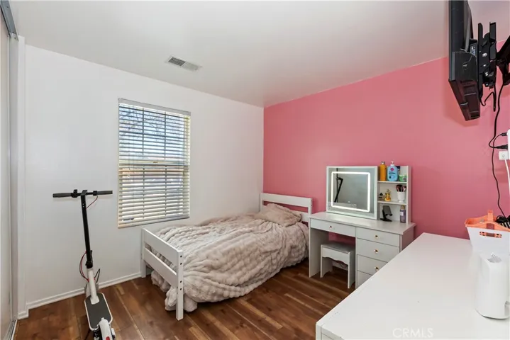852 Yukon, San Jacinto, California 92582