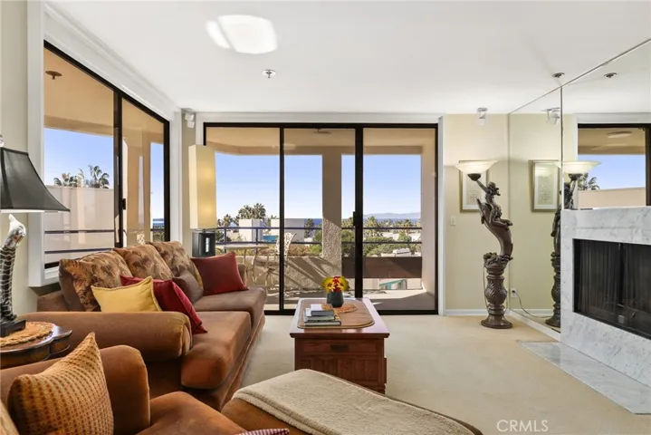 510 The Village 203, Redondo Beach, California 90277