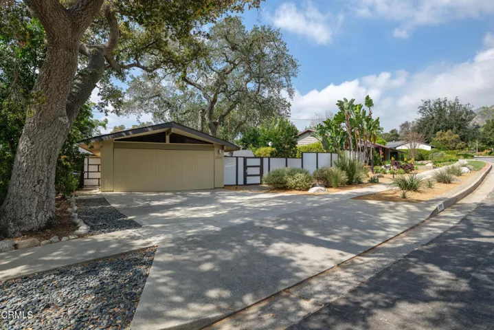 SSR_2065CanyonClose_001_FLEXMLS