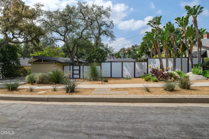 SSR_2065CanyonClose_002_FLEXMLS