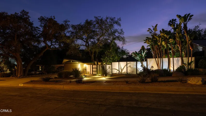 SSR_2065CanyonClose_082_FLEXMLS