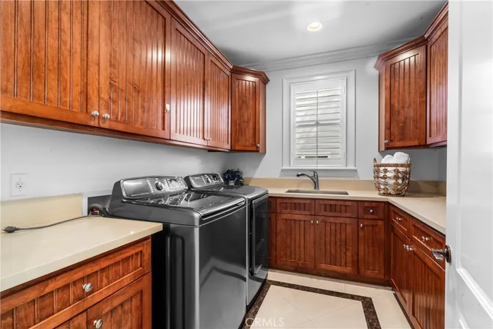 laundry room with sink