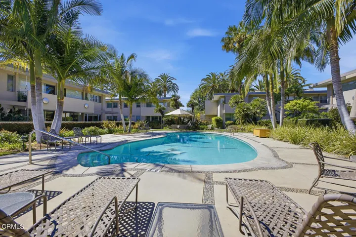 HOA Pool