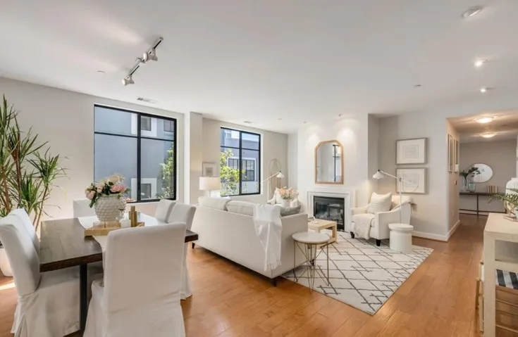 800 High Street 216, Palo Alto, California 94301