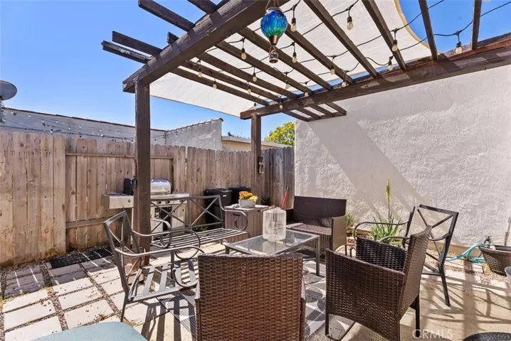 UNIT B- 2 Bedrooms 2 baths laundry and attached 2 car garage.