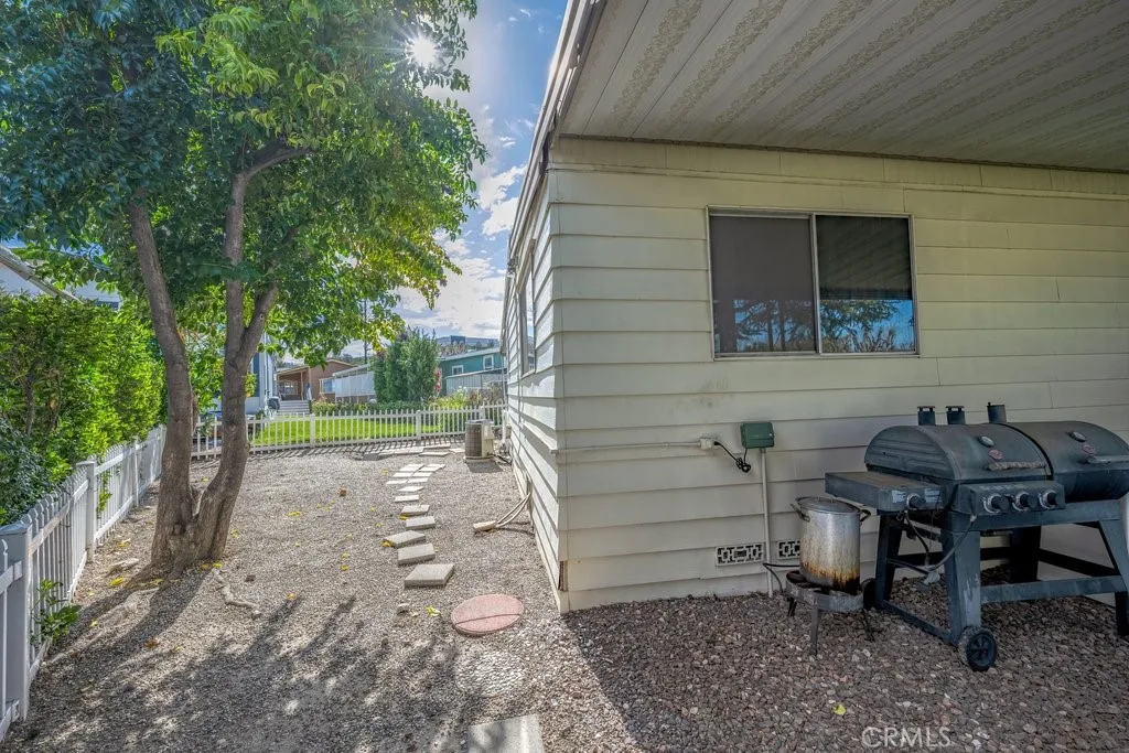 There's a back yard area as well-come check it out!
