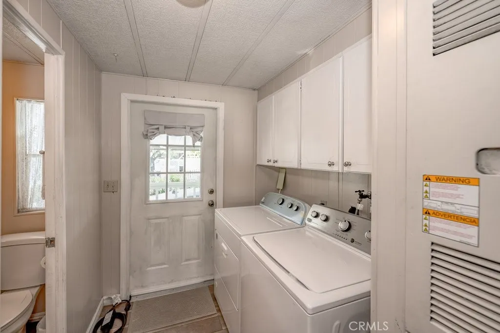 Indoor washer and dryer!