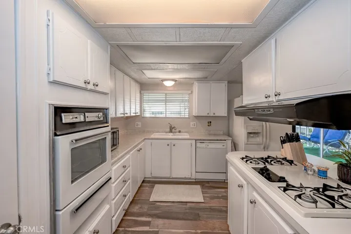 The stove will be replaced before showing.