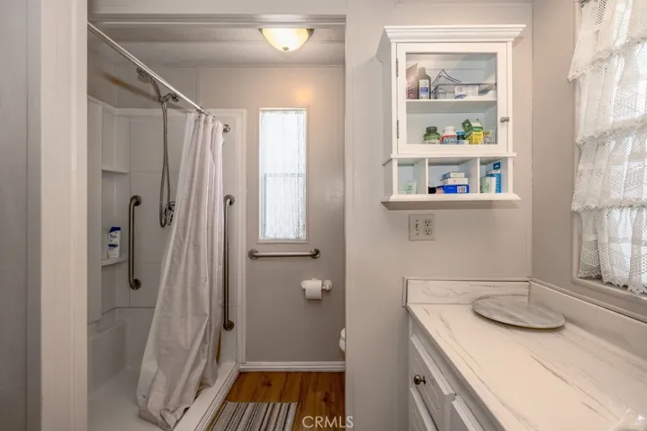Look at the size of that shower!