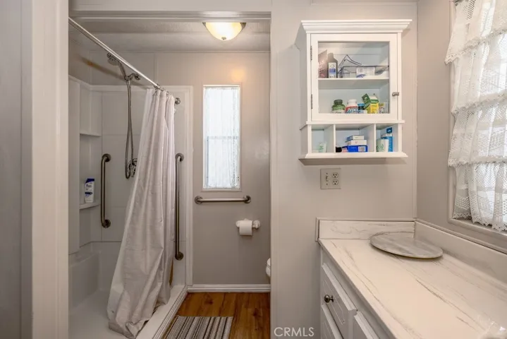Look at the size of that shower!