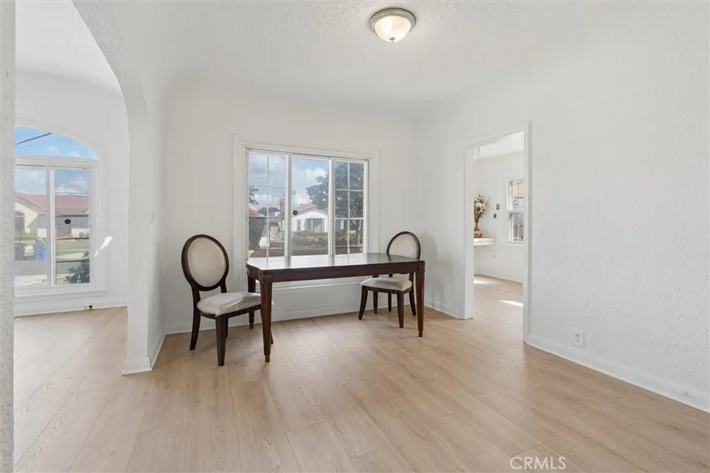 Diningroom view