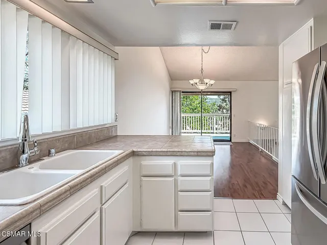 cKitchen5