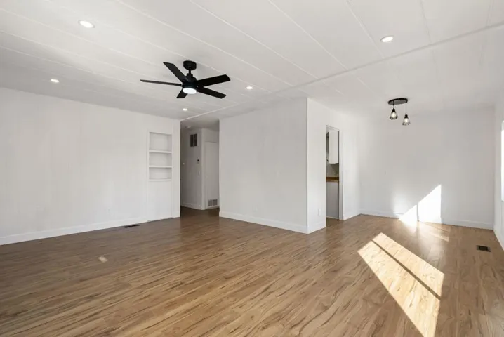 15-web-or-mls-FMViaValverde_OPMG_1225_01