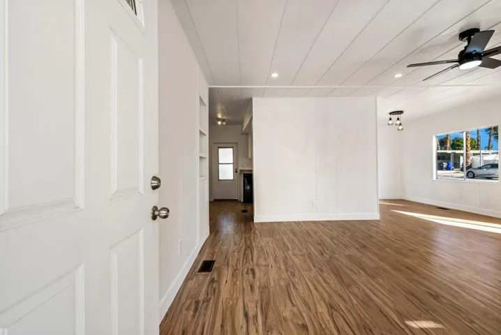 10-web-or-mls-FMViaValverde_OPMG_1225_01