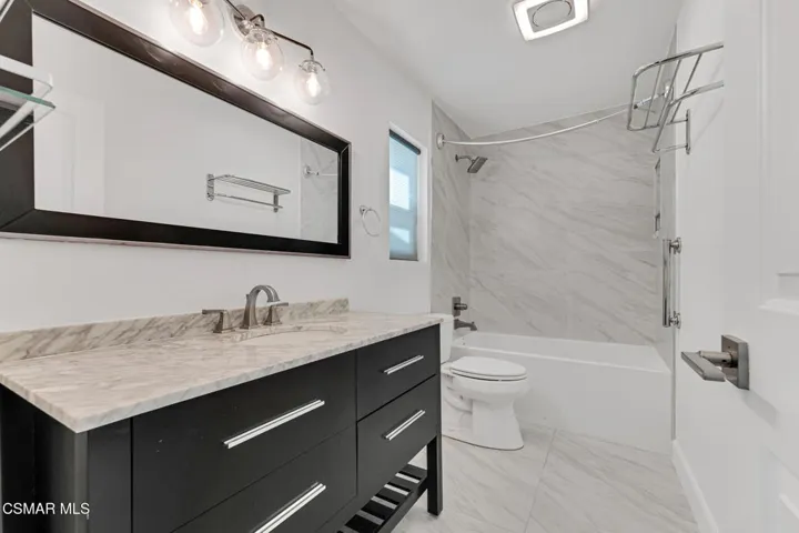 2579 Lakewood Pl  -  HsHProd-23