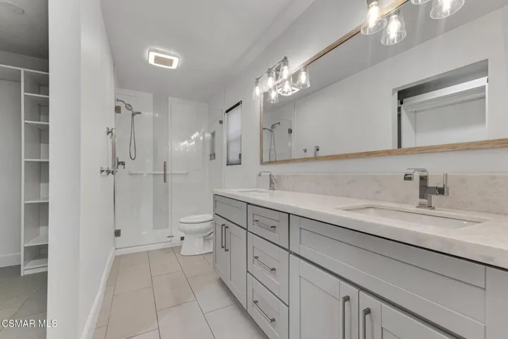 2579 Lakewood Pl  -  HsHProd-30