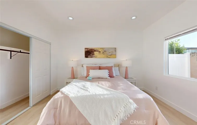 Bright Bedroom with Natural Light and Privacy