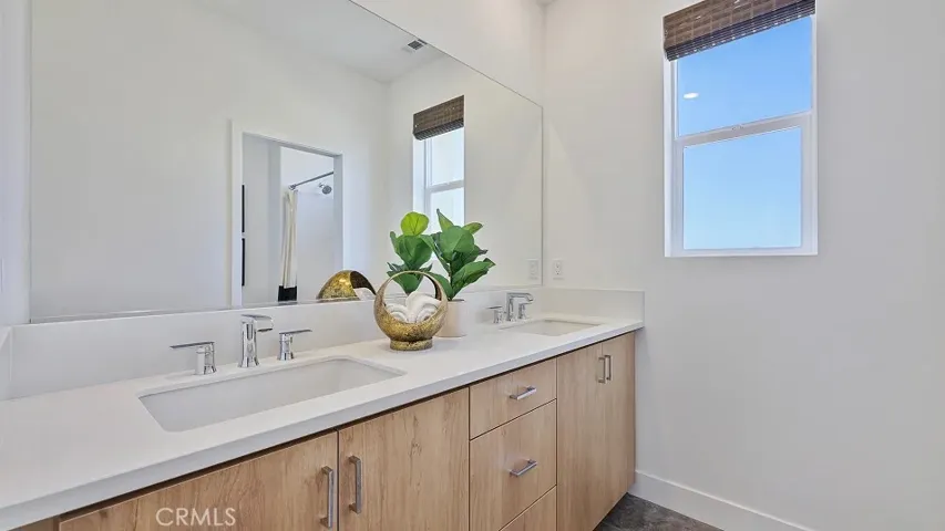 Photos shown are of model only- not actual homesite.