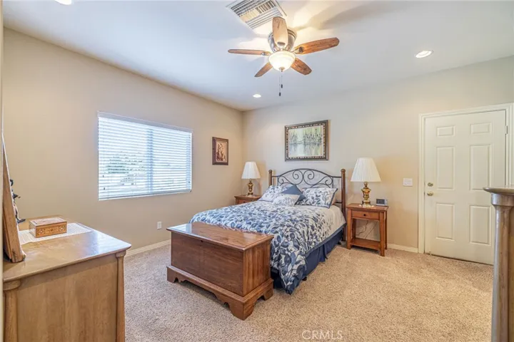 Guest house - Primary Bedroom