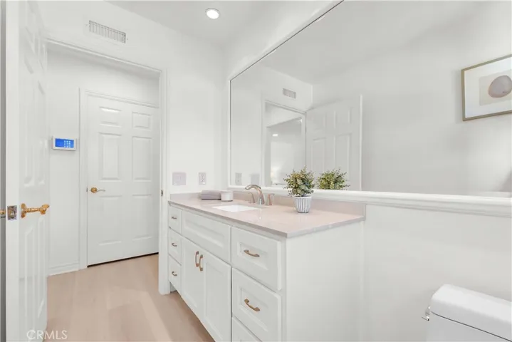 Half Bathroom w/ New Vanity