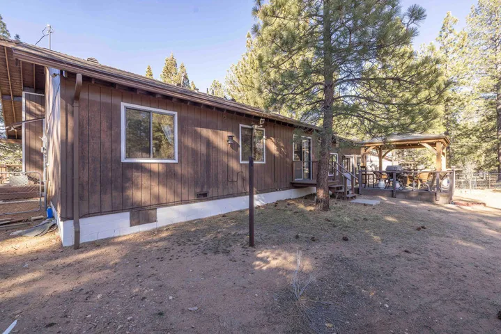 Backyard4-6748