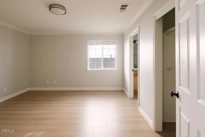 065DAMORE_2409OliveAve