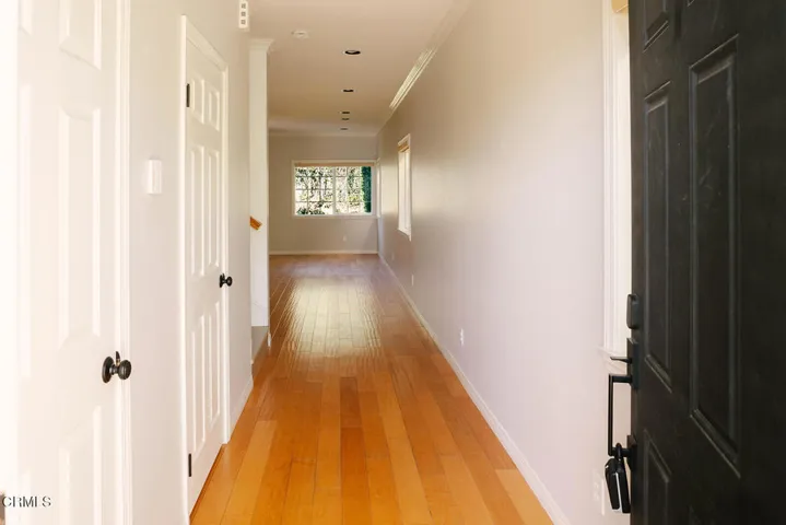 011DAMORE_2409OliveAve