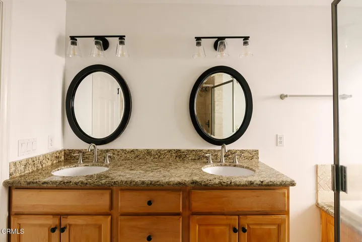 079DAMORE_2409OliveAve