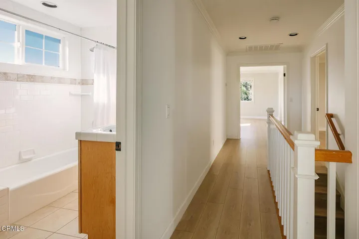 060DAMORE_2409OliveAve