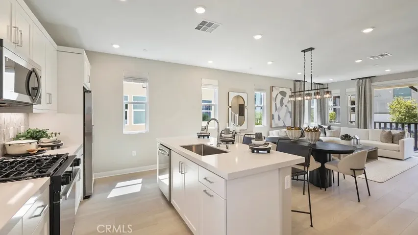 Photos shown are of model only- not actual homesite.