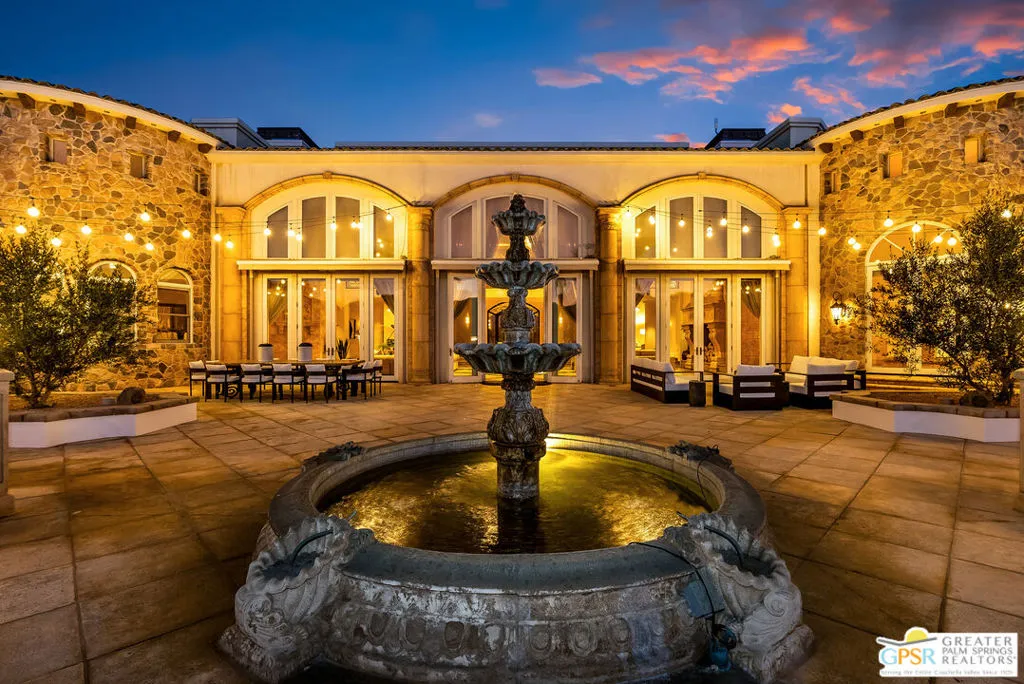 Grand Terrace with Water Fount