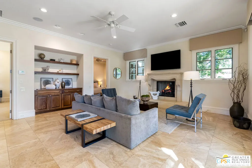 Guest House Living Room with F