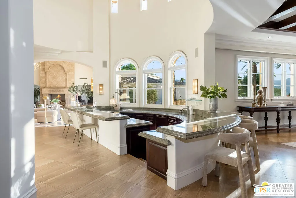 Wet Bar with Great Room in bac
