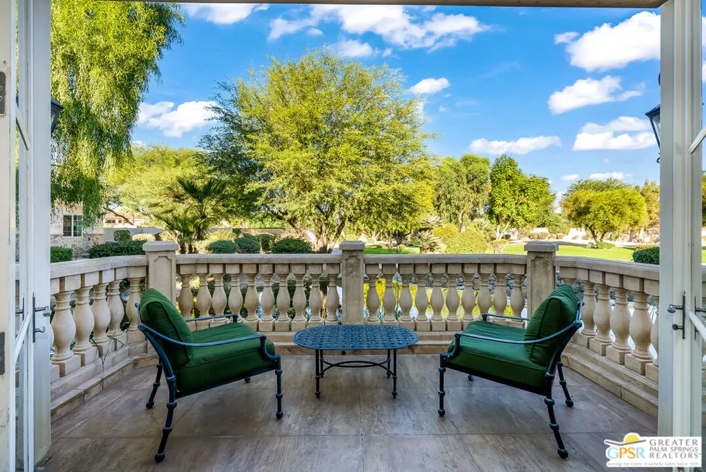Outdoor Terrace with VIEWS