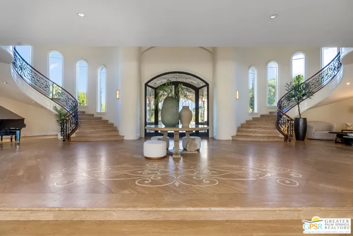 Reverse View of Front Doors fr