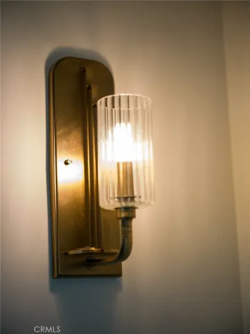 Master bedroom lighting details