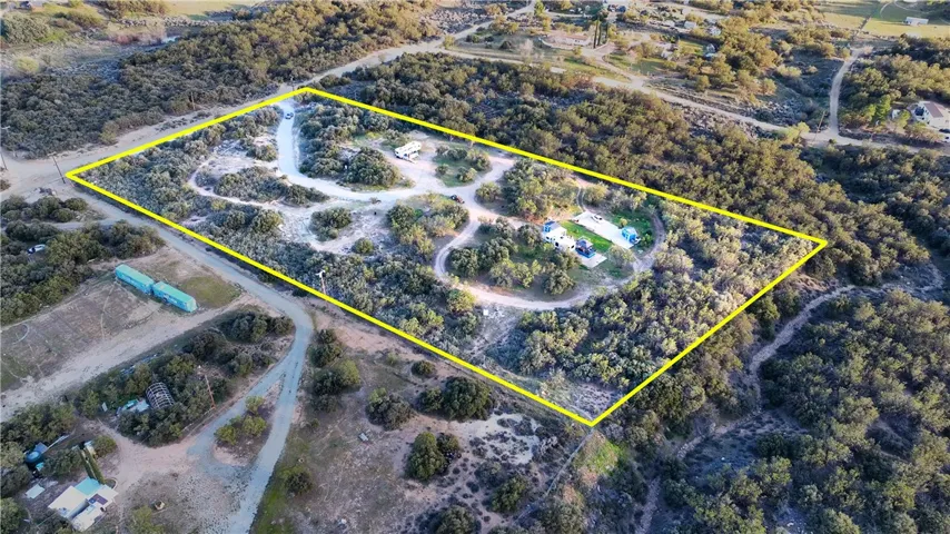 Lot lines are approximate